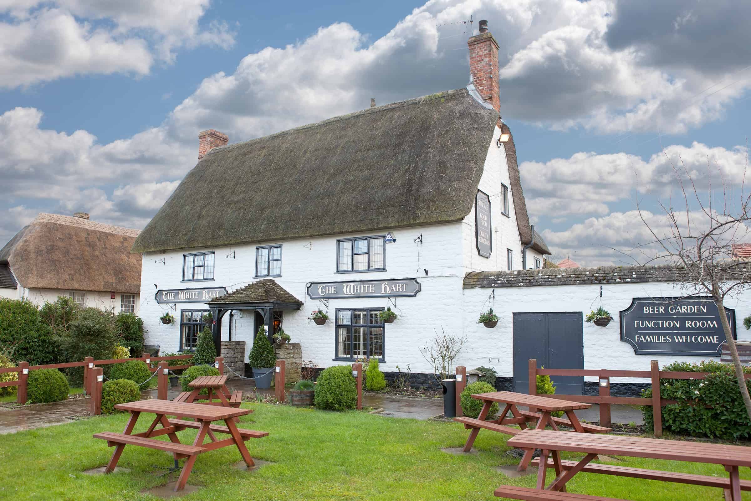 pubs-in-wiltshire-award-winning-beers-pub-food-butcombe-brewery