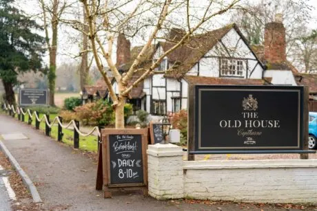 The Old House Inn