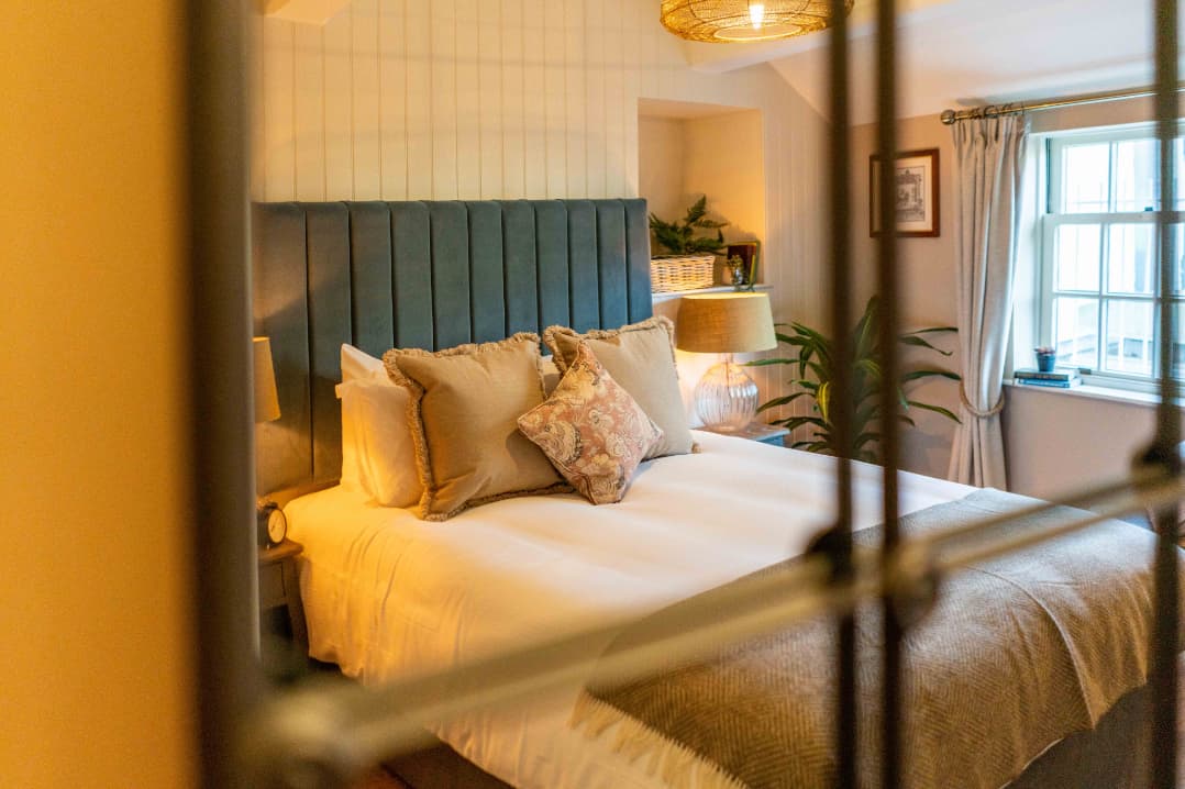 The Bowl Inn Pub, Hotel & Restaurant In Almondsbury, Bristol