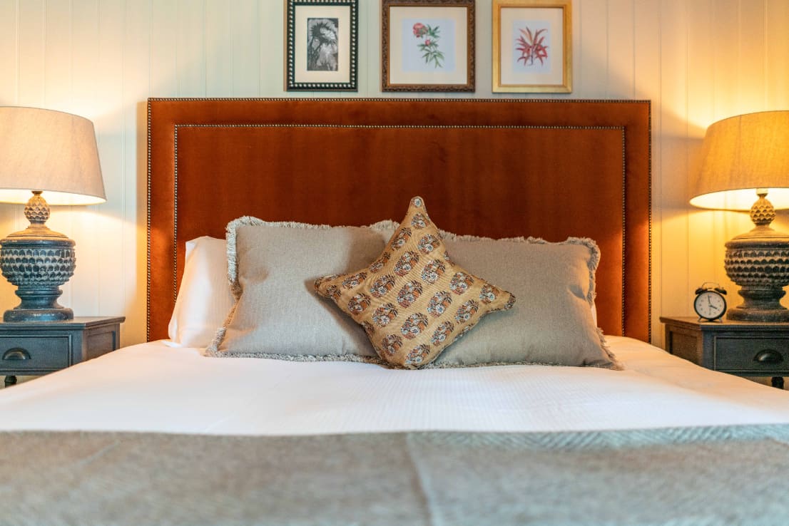 The Bowl Inn Pub, Hotel & Restaurant In Almondsbury, Bristol