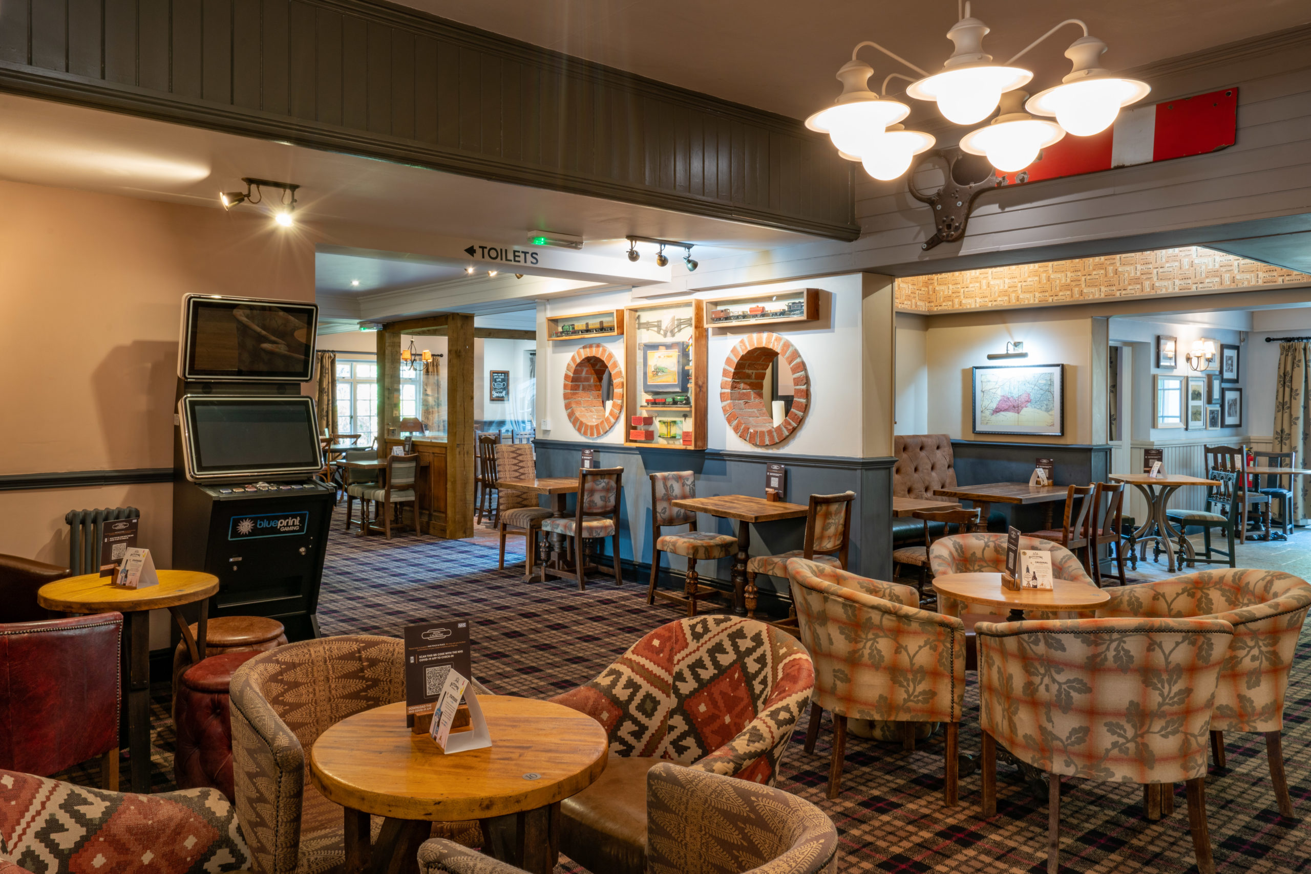 The Avon Causeway | Pub, Hotel & Restaurant in Christchurch, Dorset