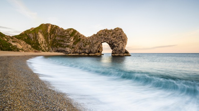 Explore West Lulworth: A Visitor's Guide | Hotels Near The Jurassic ...