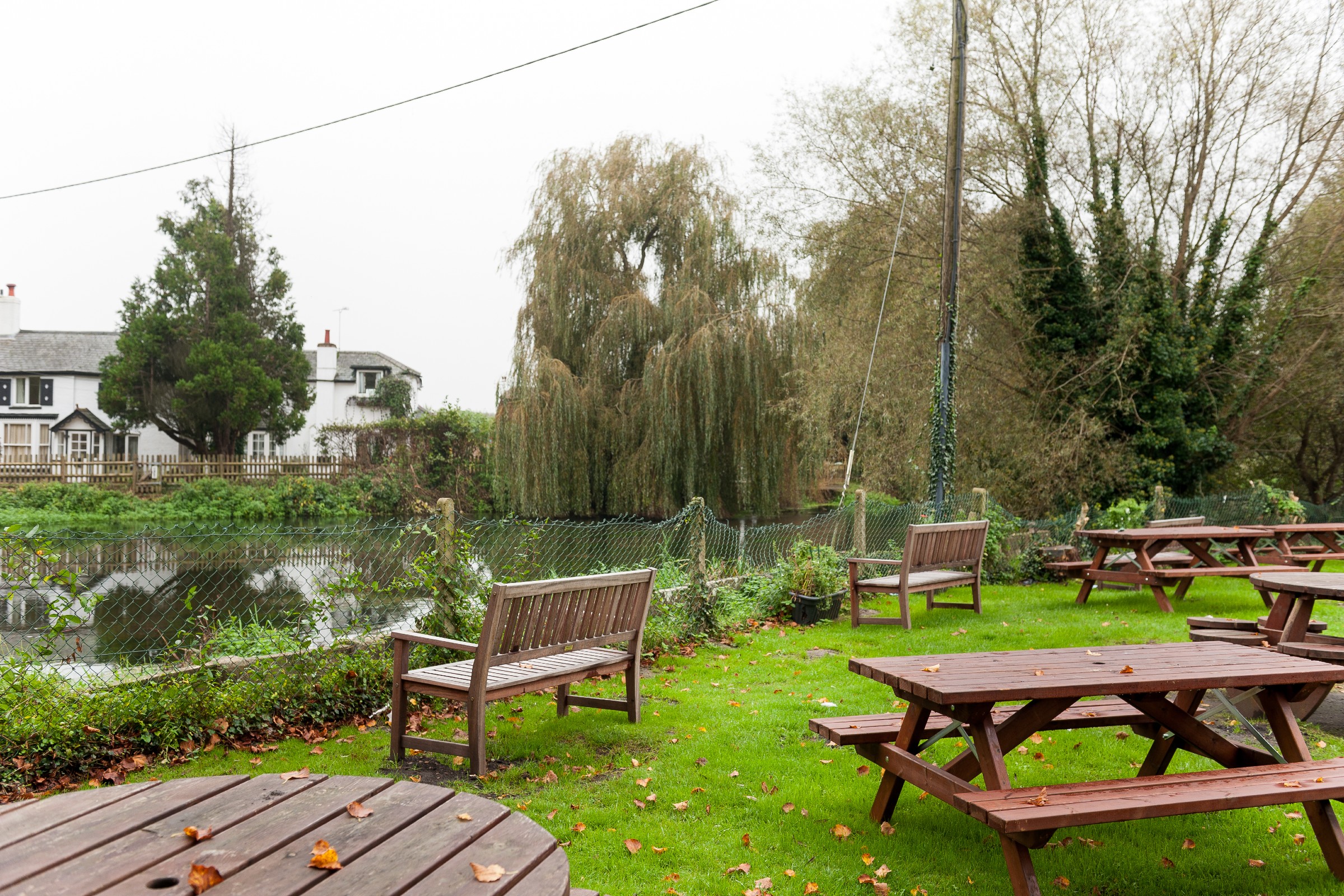 The Fish Inn Pub & Restaurant In Ringwood, Hampshire